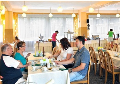 ODEVÁK - 