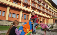 WELLNESS RESORT ENERGETIC - Rožnov pod Radhoštěm - Dětské hřiště