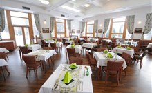 WELLNESS RESORT ENERGETIC - Rožnov pod Radhoštěm - jídelna v hotelu Energetic