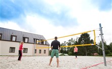 JEZERKA - Seč - Ústupky - hřiště na nohejbal a volejbal