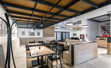 JIČÍN - MĚSTO POHÁDEK, hotel RESTART - Restaurace La Favorita