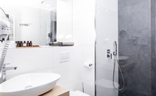 JIČÍN - MĚSTO POHÁDEK, hotel RESTART - 2 - lůžkový pokoj Executive