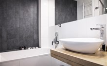 JIČÍN - MĚSTO POHÁDEK, hotel RESTART - 2 - lůžkový pokoj Executive