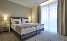 QUEENS HOTEL & WELLNESS - Mariánské Lázně - pokoj Superior