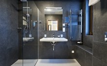 QUEENS HOTEL & WELLNESS - Mariánské Lázně - pokoj Superior DeLuxe