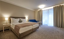 QUEENS HOTEL & WELLNESS - Mariánské Lázně - pokoj Superior DeLuxe
