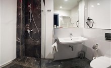 CARLSBAD INN - Dalovice
