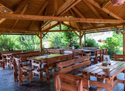ROLLBA - Loučná nad Desnou - Kociánov - pergola se zahradní restaurací