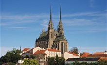 ZAŽIJTE BRNO ROZZÁŘENÉ FESTIVALEM OHŇOSTROJŮ - Brno - Katedrála sv. Petra a Pavla, zdroj: archiv CCRJM