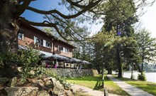 OREA RESORT DEVĚT SKAL VYSOČINA - Milovy - Milovská restaurace s letní terasou na břehu rybníka