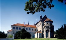 TŘEŠŤ - Třešť - Foto k městu Třebíč : bazilika sv. Prokopa, zdroj "České dědictví UNESCO"