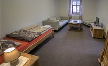 RELAX PENSION SCHÖNWALD - Budišov nad Budišovkou - Podlesí - čtyřlůžkový apartmán - vstupní pokoj