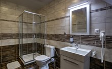 RELAX PENSION SCHÖNWALD - Budišov nad Budišovkou - Podlesí - třílůžkový apartmán - koupelna