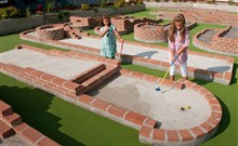 RESORT UKO - Bedřichov - Minigolf