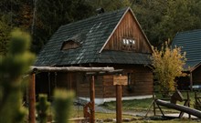LIPTOVSKÝ DVOR****- Liptovský Ján