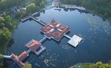 EUROPA FIT - Hévíz - Horí pohled na termální lázně