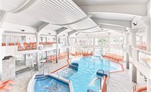 EUROPA FIT - Hévíz - Horní pohled na vnitřní bazény v hotelu EUROPA FIT