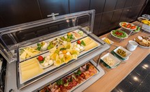 LIPNO - Černá v Pošumaví - Bližná - Radslav - Restaurace - snídaně