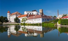 LUCIA - Veselí nad Lužnicí - Jindřichův Hradec - zámek a hrad - zdroj JCCR