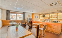 COOEE ALPINE HOTEL KITZBÜHELER ALPEN - St. Johann in Tirol - Bar