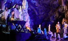 ADVENT V JESKYNI POSTOJNA - HOTEL JAMA****