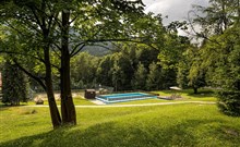 VELIKONOČNÍ POBYT - Horský hotel Lorkova vila - Čeladná - venkovní bazén