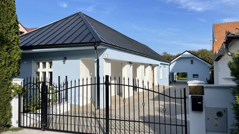 APARTMÁNY MODRÝ DOM - Podhájska