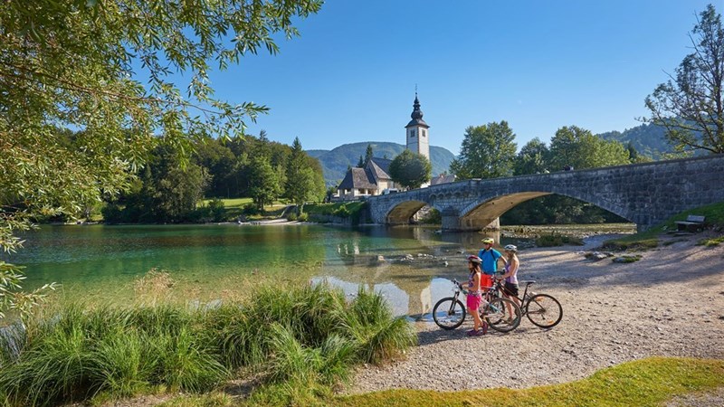 JEZERO**** - Bohinjsko Jezero