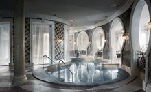 SPIRIT HOTEL THERMAL SPA - Sárvár - Vnitřní termální bazén