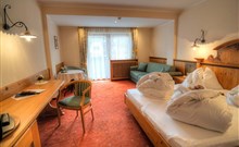 POSTHAUS STUBAI & SMART - Fulpmes - Pokoj Alpenheide