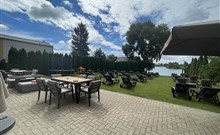 DOLPHIN - Senec - Hotelová zahrada