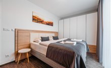 DOLPHIN - Senec - Rodinný pokoj (apartmán)