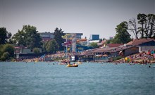 DOLPHIN - Senec - Sluneční jezera - foto ilu, zdroj TIK Senec