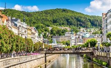 ANGLICKÝ DVŮR - Karlovy Vary