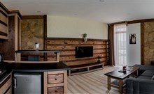 DOVOLENÁ S PŘÍCHUTÍ WHISKY - NESTVILLE APARTMENTS - Hniezdne