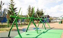 DOVOLENÁ S PŘÍCHUTÍ WHISKY - NESTVILLE APARTMENTS - Hniezdne