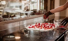 DOVOLENÁ S PŘÍCHUTÍ WHISKY - NESTVILLE APARTMENTS - Hniezdne