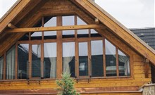 DOVOLENÁ S PŘÍCHUTÍ WHISKY - NESTVILLE APARTMENTS - Hniezdne