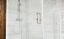 DOVOLENÁ S PŘÍCHUTÍ WHISKY - NESTVILLE APARTMENTS - Hniezdne