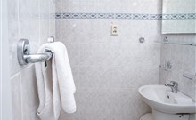 IBIS STYLES RELAX - Rožnov pod Radhoštěm - koupelna v pokoji STANDARD