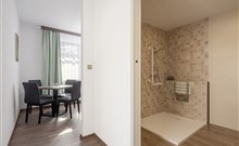GRAND - Doksy - Pohled na bezbariérový pokoj v Hotel GRAND