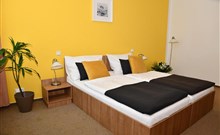 NA KOLE VINOHRADY UHERSKOHRADIŠŤSKA, hotel FABRIKA