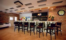 NA KOLE VINOHRADY UHERSKOHRADIŠŤSKA, hotel FABRIKA