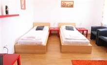 OTEVŘENÉ SKLEPY MIKULČICE, Hotel ROSE - Břeclav
