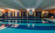 NAT*** - Kołobrzeg - Pohled na vnitřní bazén hotelu NAT