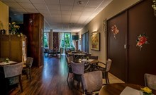 NAT*** - Kołobrzeg - Posezení v barovém hotelu NAT