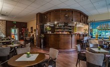 NAT*** - Kołobrzeg - Pohled na bar v hotelu