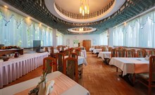 NAT*** - Krynica Zdrój - Pohled na restauraci hotelu