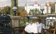 HUMBOLDT - Karlovy Vary