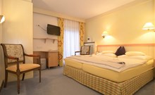 ORTNERS HOTEL ESCHENHOF - Bad Kleinkirchheim